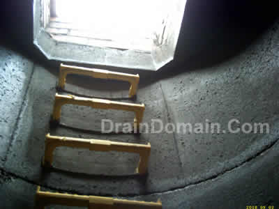 chamber access ladders_www.draindomain.com